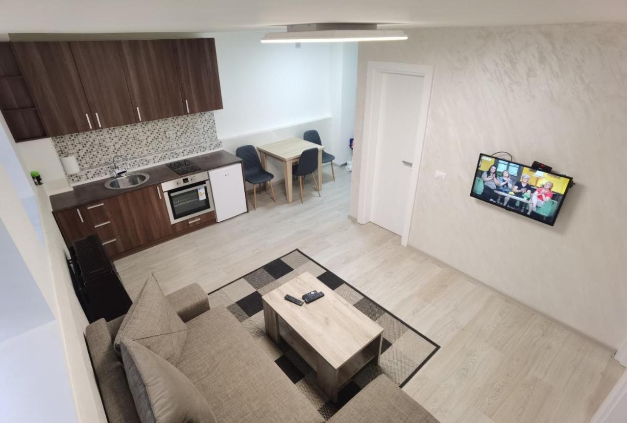 Kraguj Apartman 2 Крагуевац Экстерьер фото